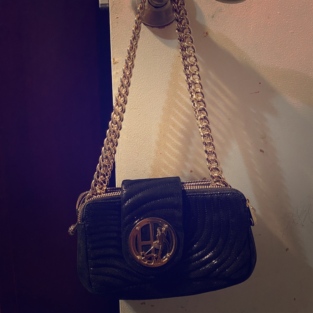 Black Purse